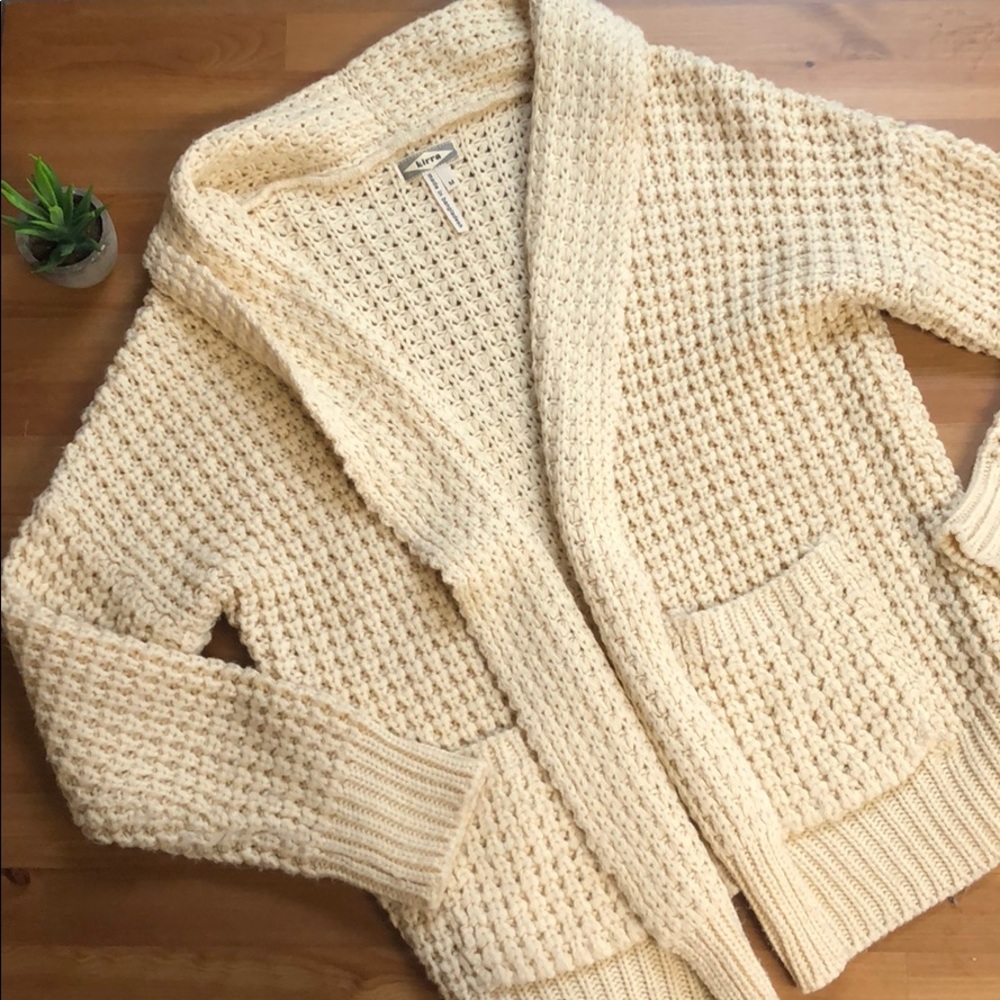 Kirra • cardigan